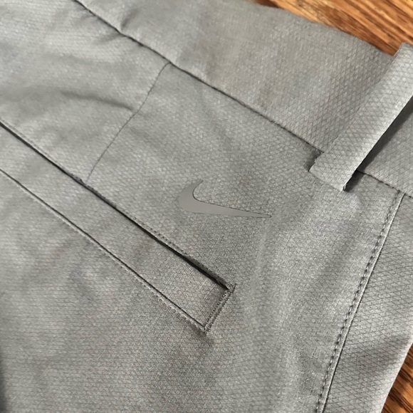 Nike Dri Fit Golf Shorts Men’s 36 - Picture 5 of 8